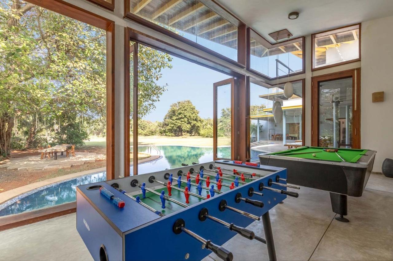 Jay House By Stayvista - Leisure Oasis With Pool, Snooker, Table Tennis & Foosball Fun 阿里巴格 外观 照片